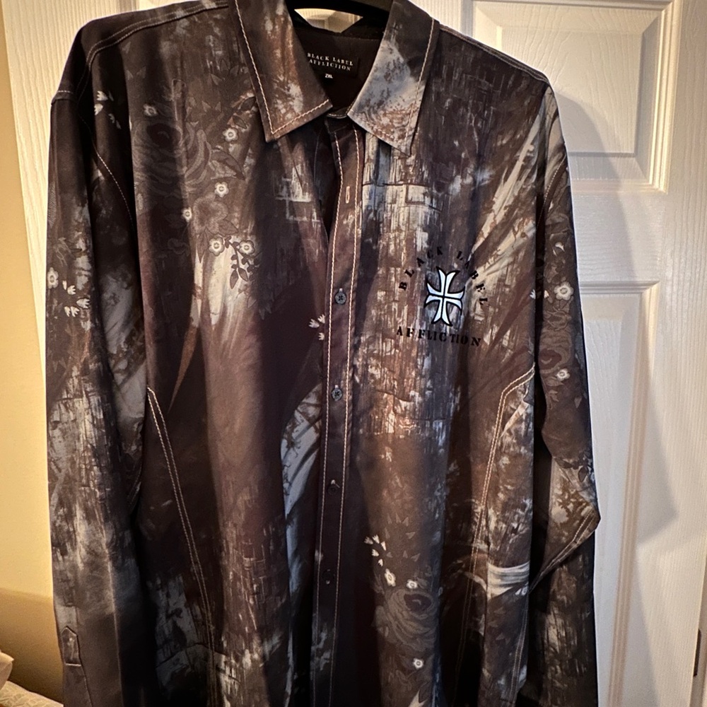 Affliction Men's Dark Patterned Shirt